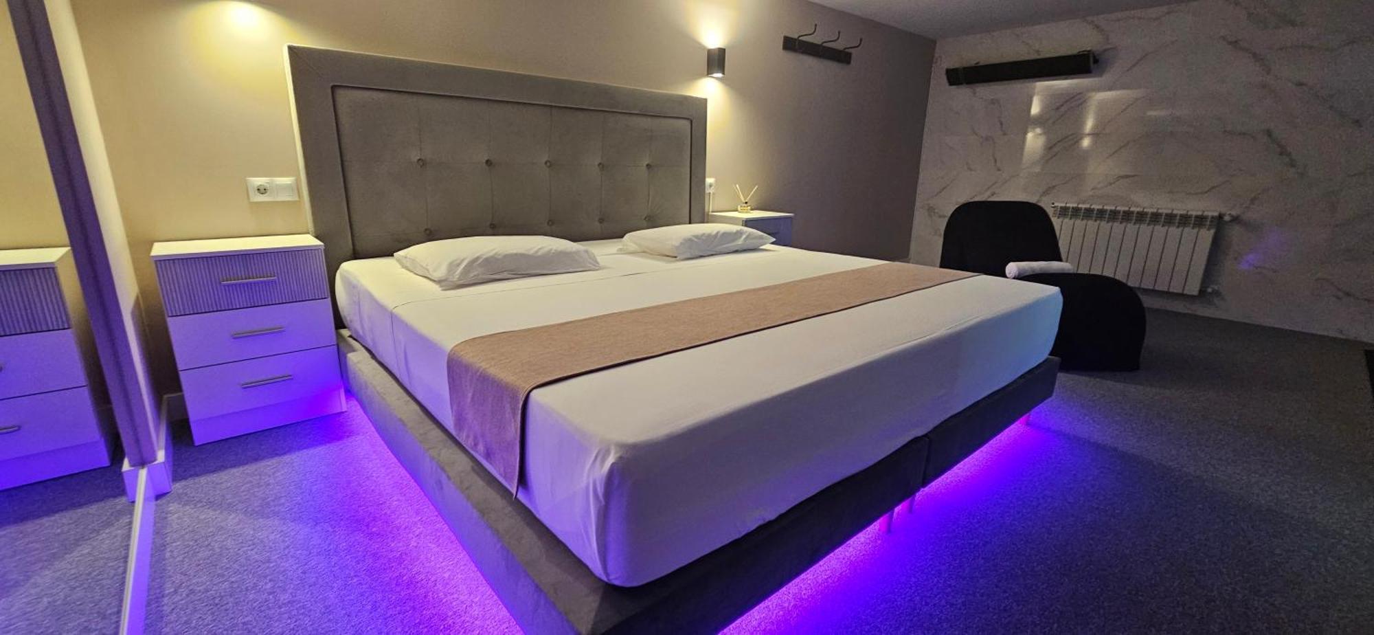 Rooms Luxury Madrid Exterior foto